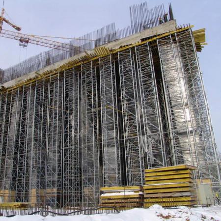 The House in Mosfilmovskaya