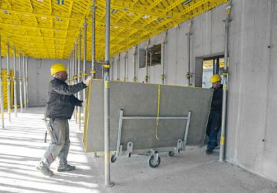 Worker stripping out Dokadek 30