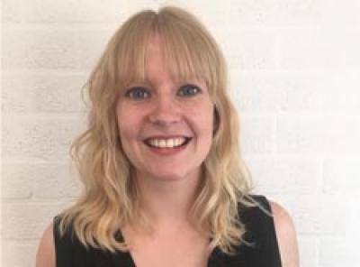 Eline den Besten Marketing en sales medewerker Doka Nederland