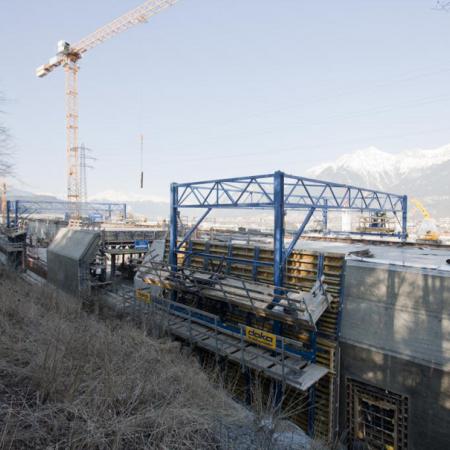 Amras motorway enclosure